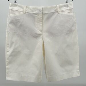 NWOT Talbots Ivory Perfect Bermuda Shorts Size 8 10.5” Inseam
